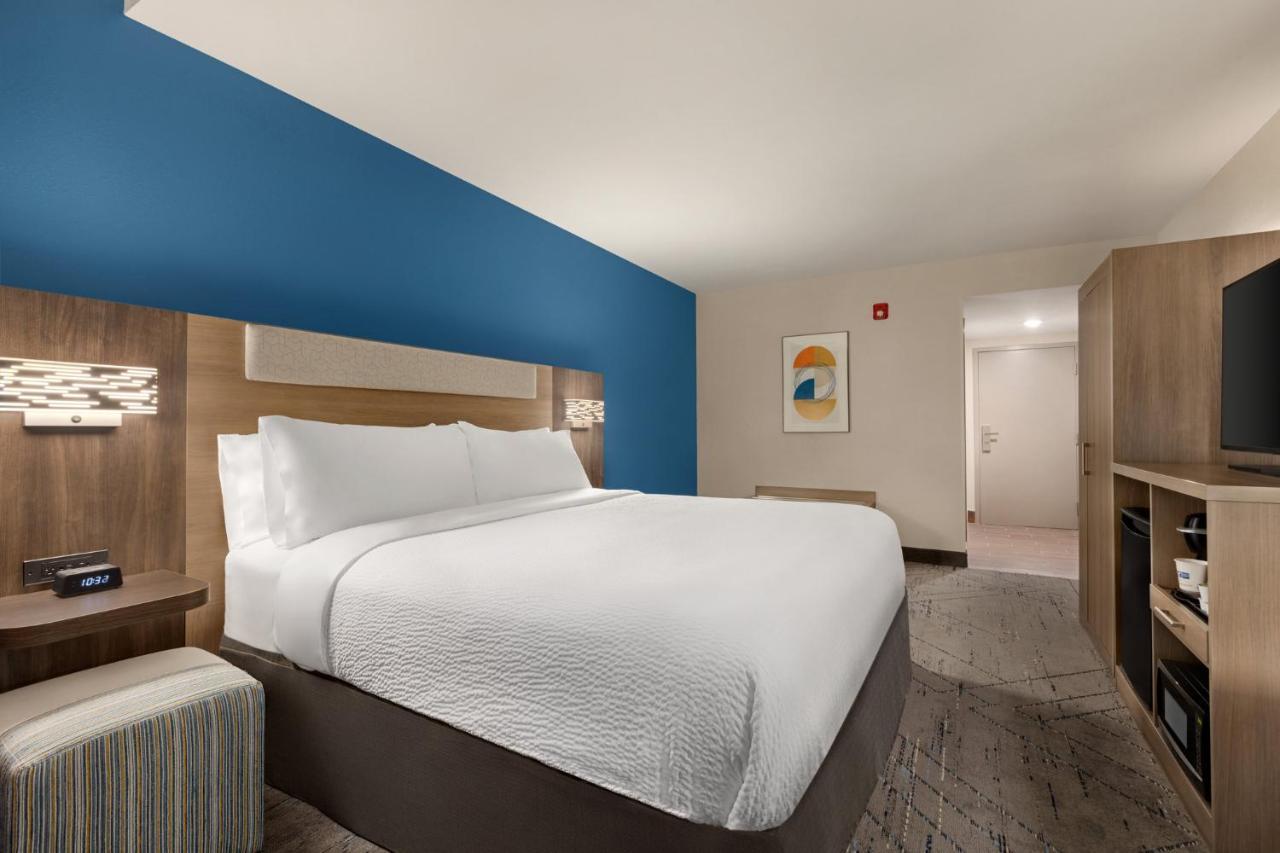 Holiday Inn Express & Suites Evansville Downtown By Ihg Exterior photo