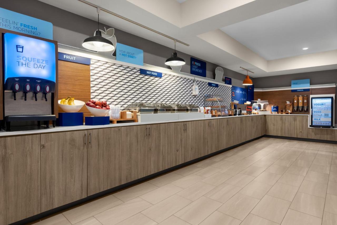 Holiday Inn Express & Suites Evansville Downtown By Ihg Exterior photo